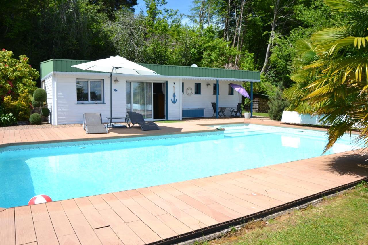 Bienvenue Dans Notre Gite Naves  Bagian luar foto